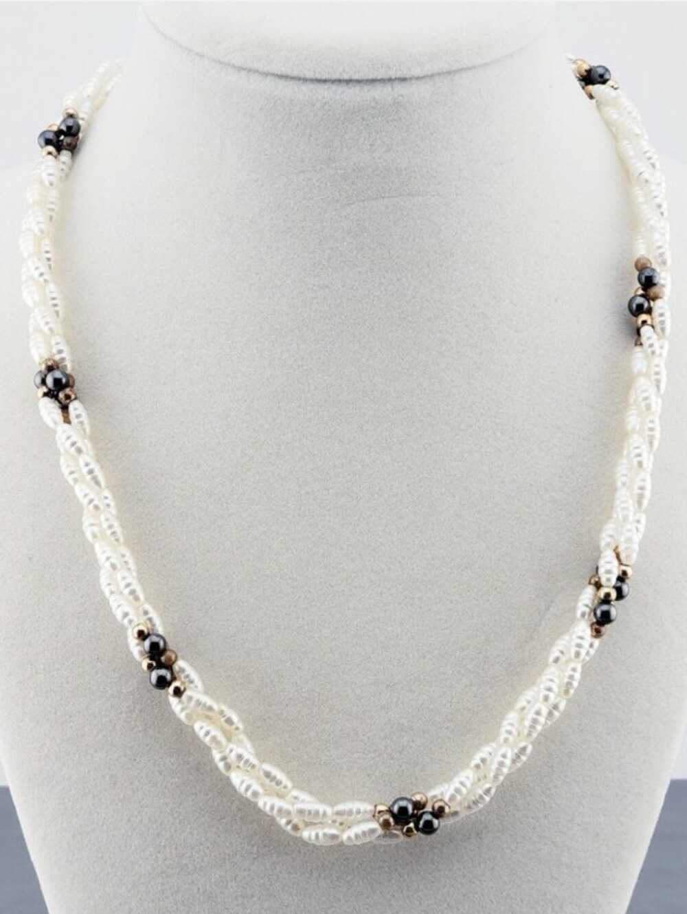 Vintage Intertwined Ivory Rice Pearl With Hematite Beads Statement Necklace